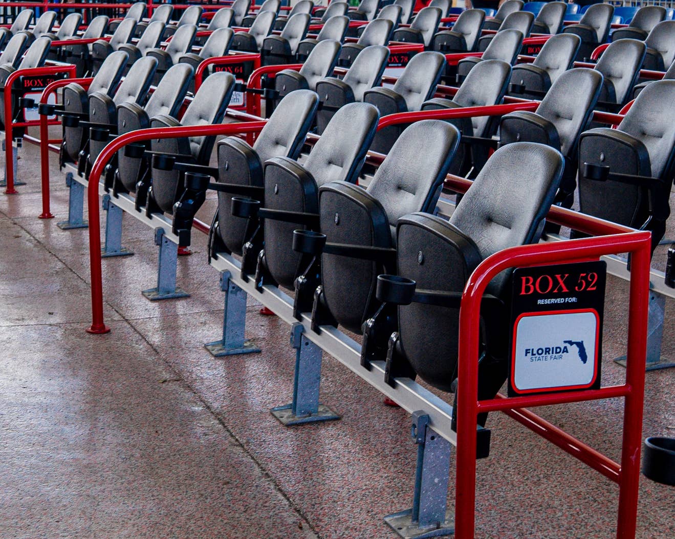 Seats at MIDFLORIDA Credit Union Amphitheatre